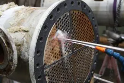 高壓水射流清洗冷凝器